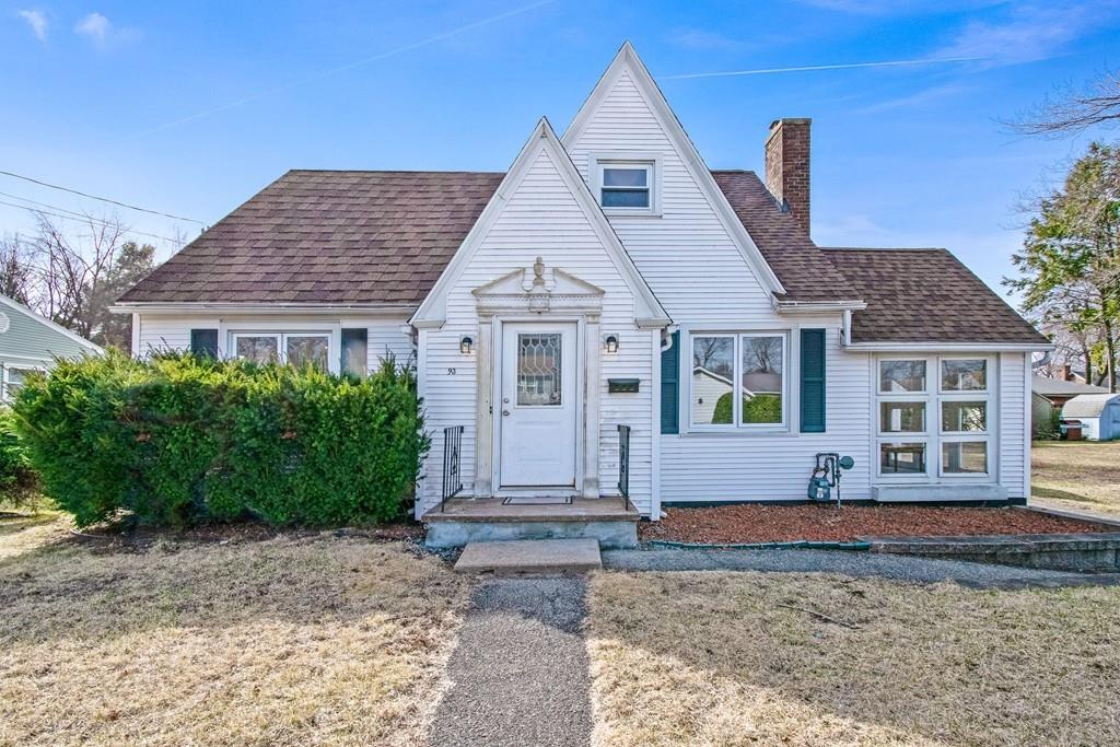 93 Bay State Road Chicopee, MA 01020 - Photo 1 of 26 Gallery Image 1
