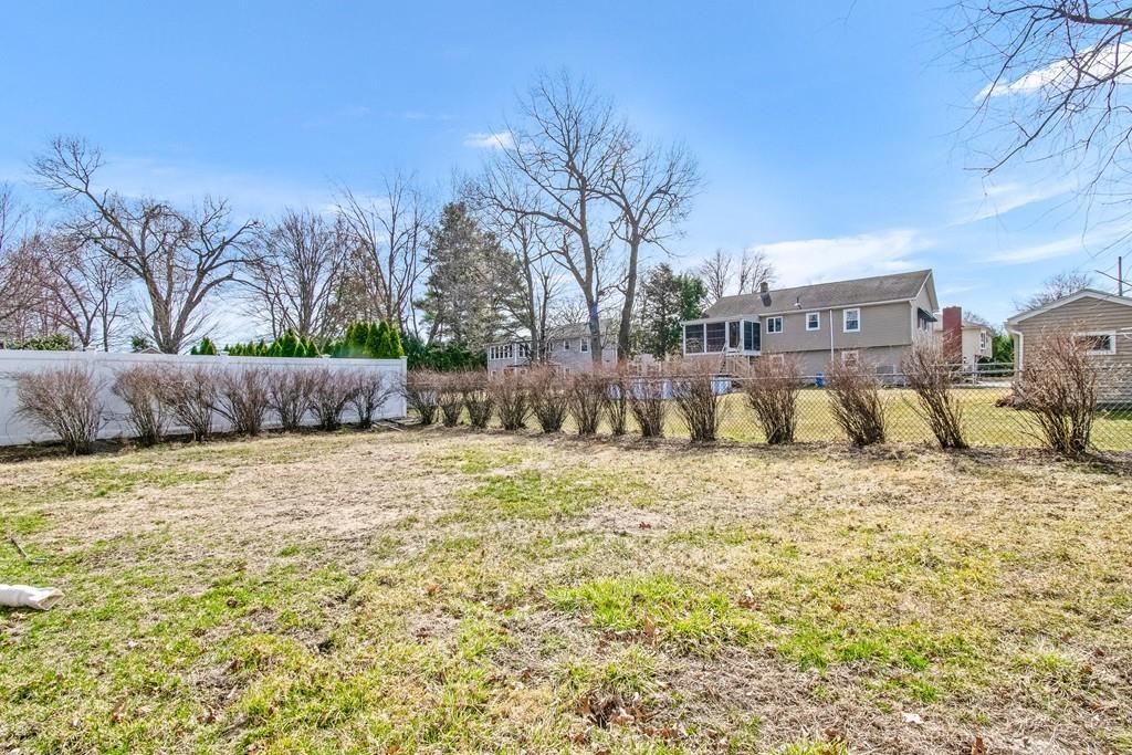 93 Bay State Road Chicopee, MA 01020 - Photo 24 of 26 Gallery Image 24