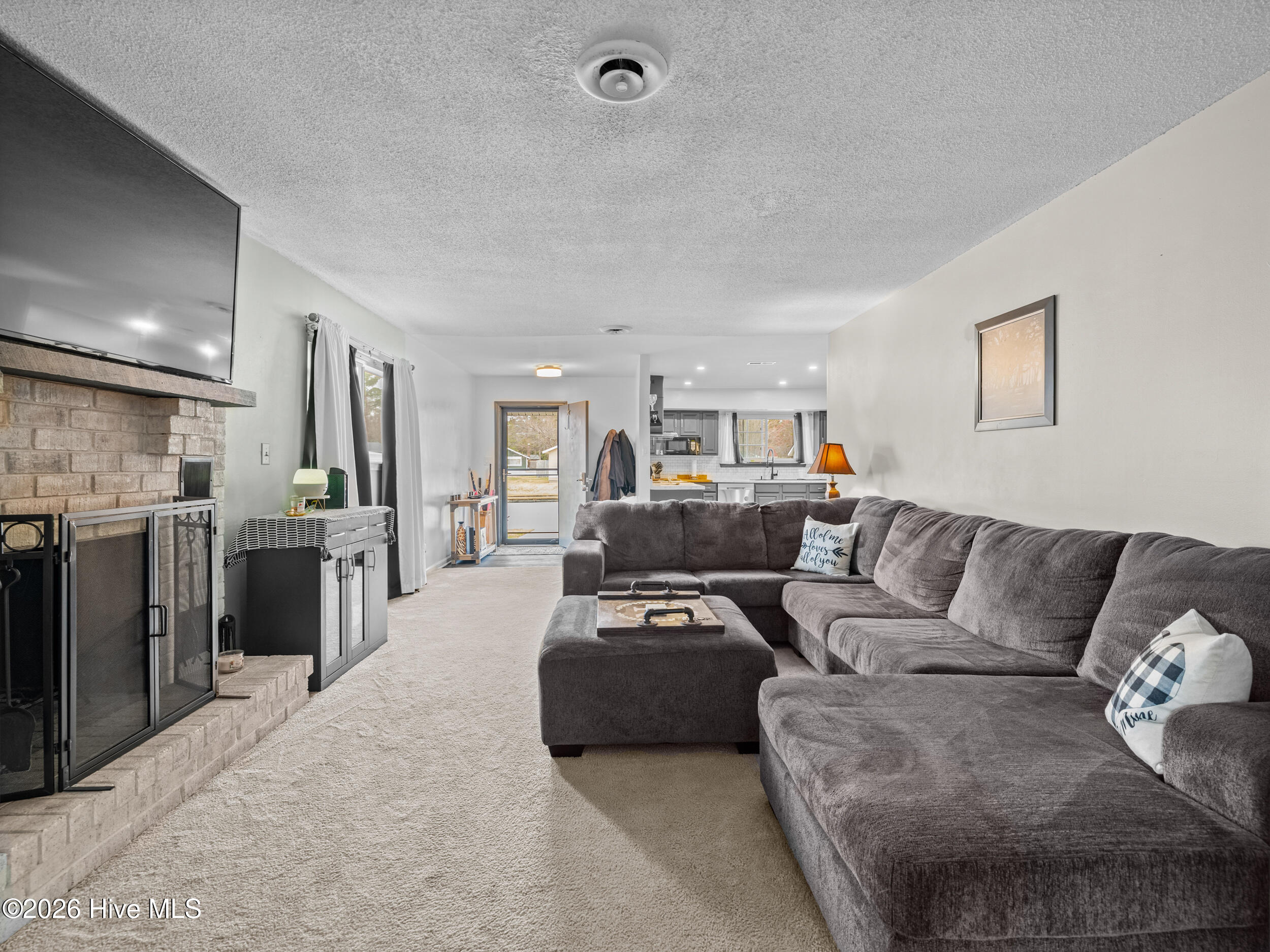 407 Dennis Road Jacksonville, NC 28546 - Photo 8 of 41 a02a0135