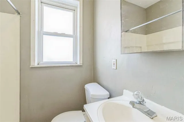 $1,000 | 5512 South Grand Boulevard, St. Louis, MO 63111