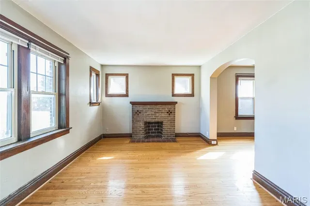 $1,000 | 5512 South Grand Boulevard, St. Louis, MO 63111