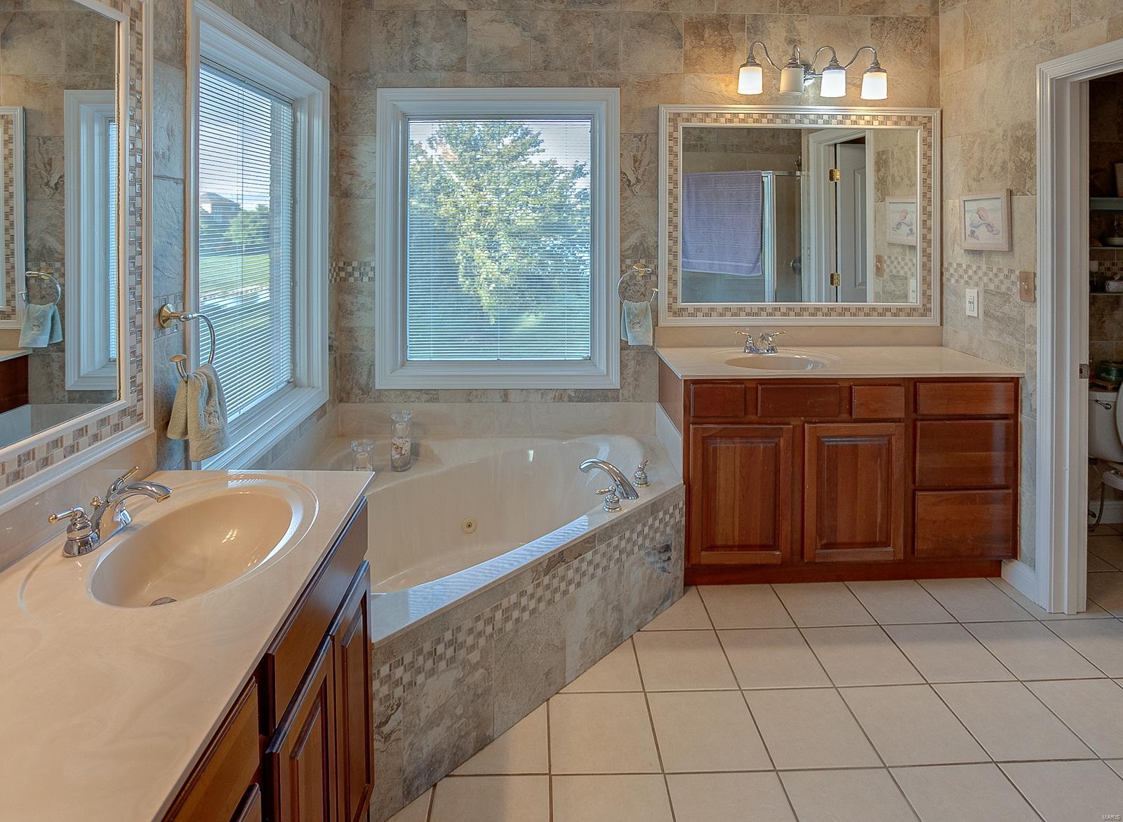 426 Covington Drive Waterloo, IL 62298 - Photo 32 of 87