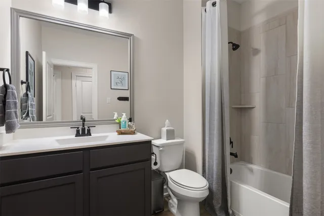 $3,350 | 13709 Gaff Rig Drive, Texas City, TX 77510