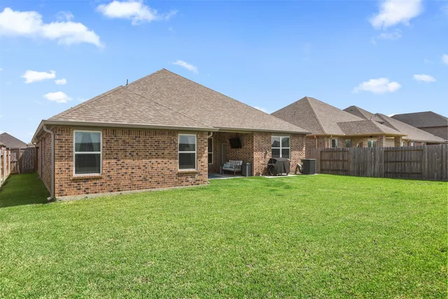 $3,350 | 13709 Gaff Rig Drive, Texas City, TX 77510
