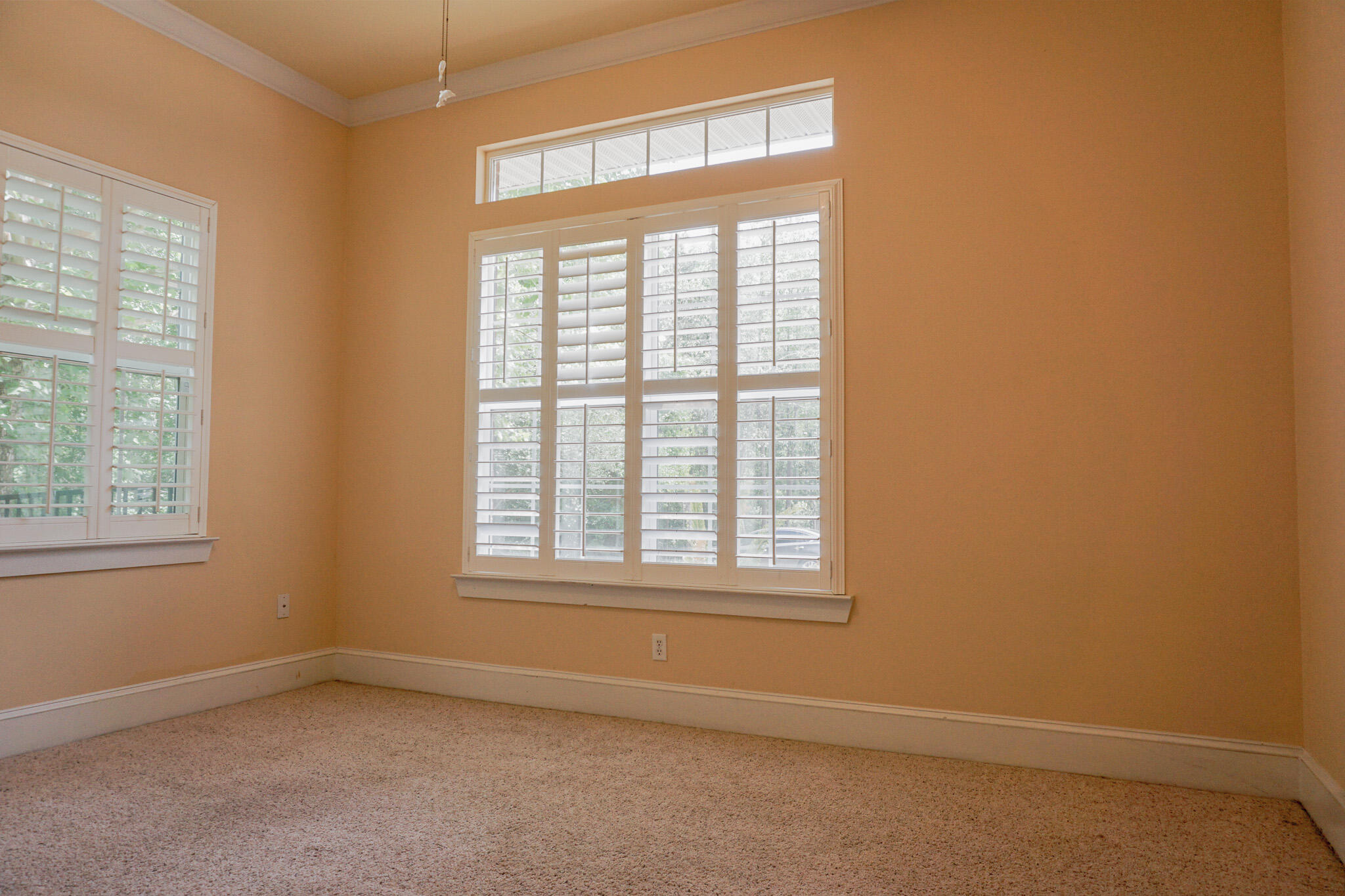 114 Eagle Drive Crestview, FL 32536 - Photo 37 of 63 an empty room with a window