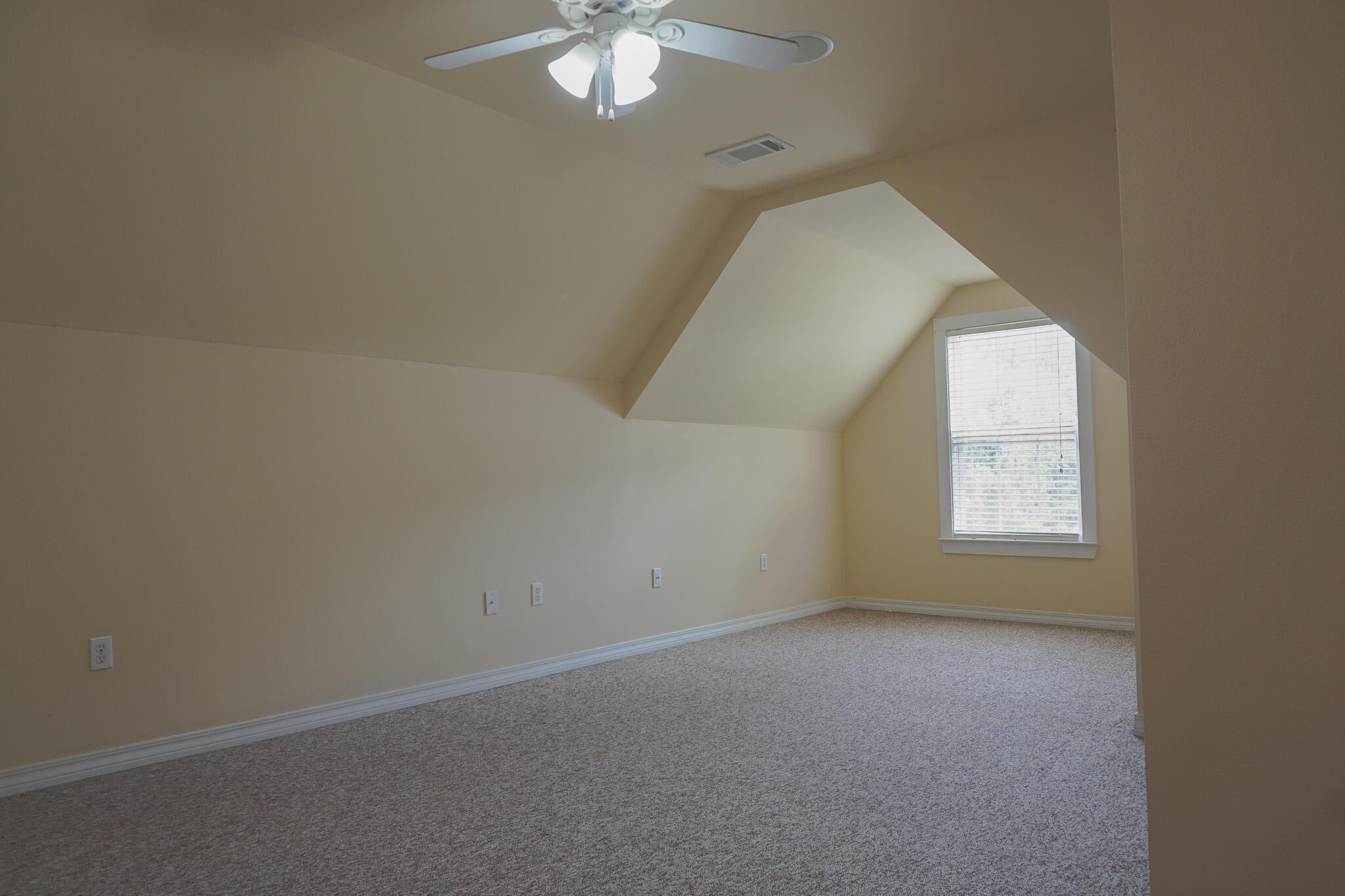 114 Eagle Drive Crestview, FL 32536 - Photo 49 of 63 an empty room with a chandelier fan