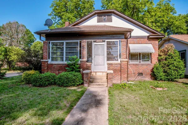 $199,900 | 801 4th Street, Spencer, NC 28159