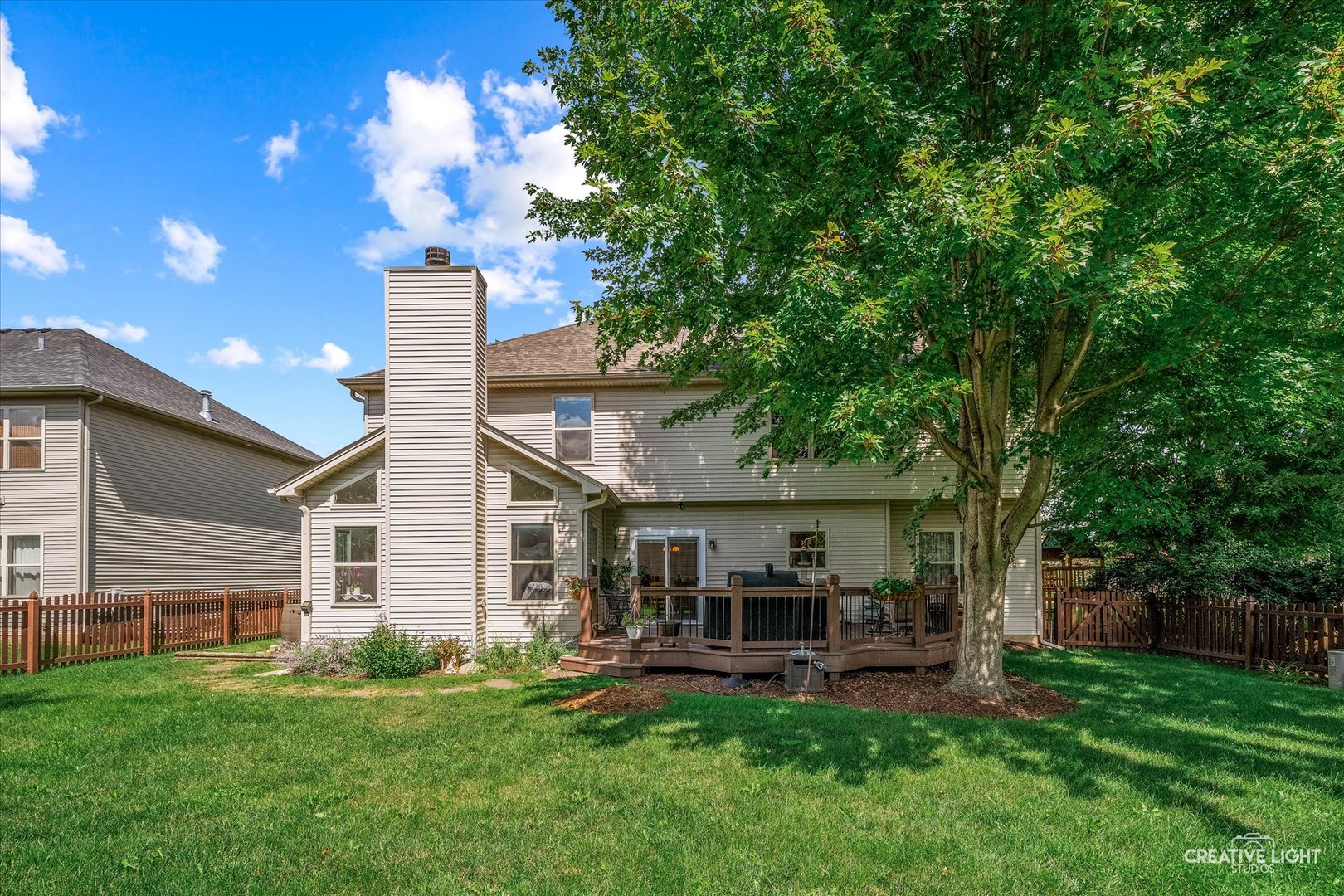 215 Long Beach Road Oswego, IL 60543 - Photo 26 of 27 Gallery Image 26