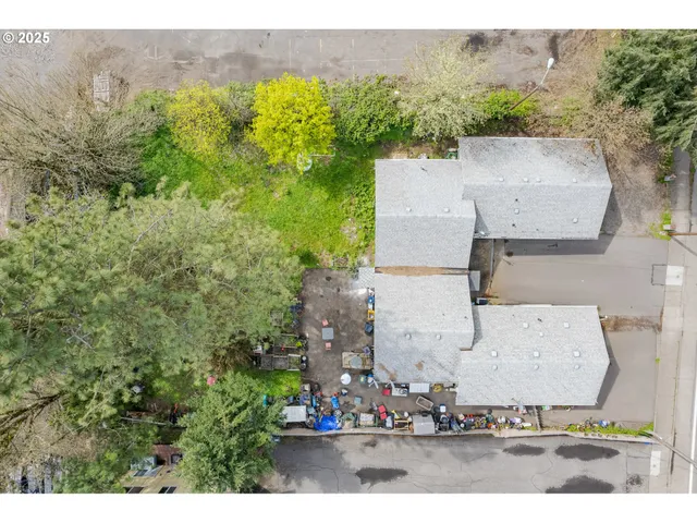 $410,000 | 2148 Roosevelt Boulevard, Eugene, OR 97402