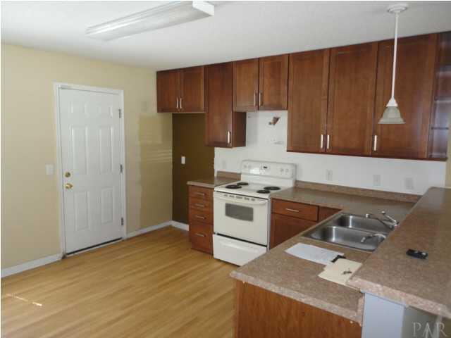 5553 Berryhill Road Milton, FL 32570 - Photo 5 of 21