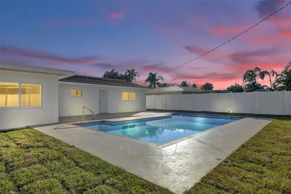 $749,000 | 2011 Northeast 34th Street, Lighthouse Point, FL 33064