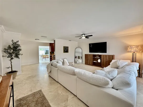 $749,000 | 2011 Northeast 34th Street, Lighthouse Point, FL 33064