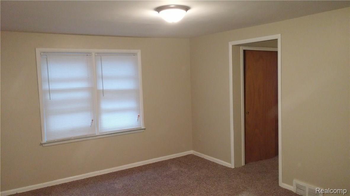 16773 Sunderland Road Detroit, MI 48219 - Photo 27 of 27 Master bedroom.jpg