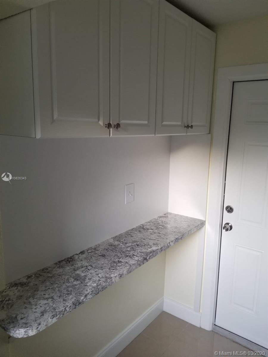 5715 Arthur Street Hollywood, FL 33021 - Photo 13 of 23