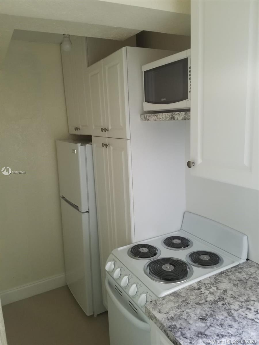 5715 Arthur Street Hollywood, FL 33021 - Photo 16 of 23