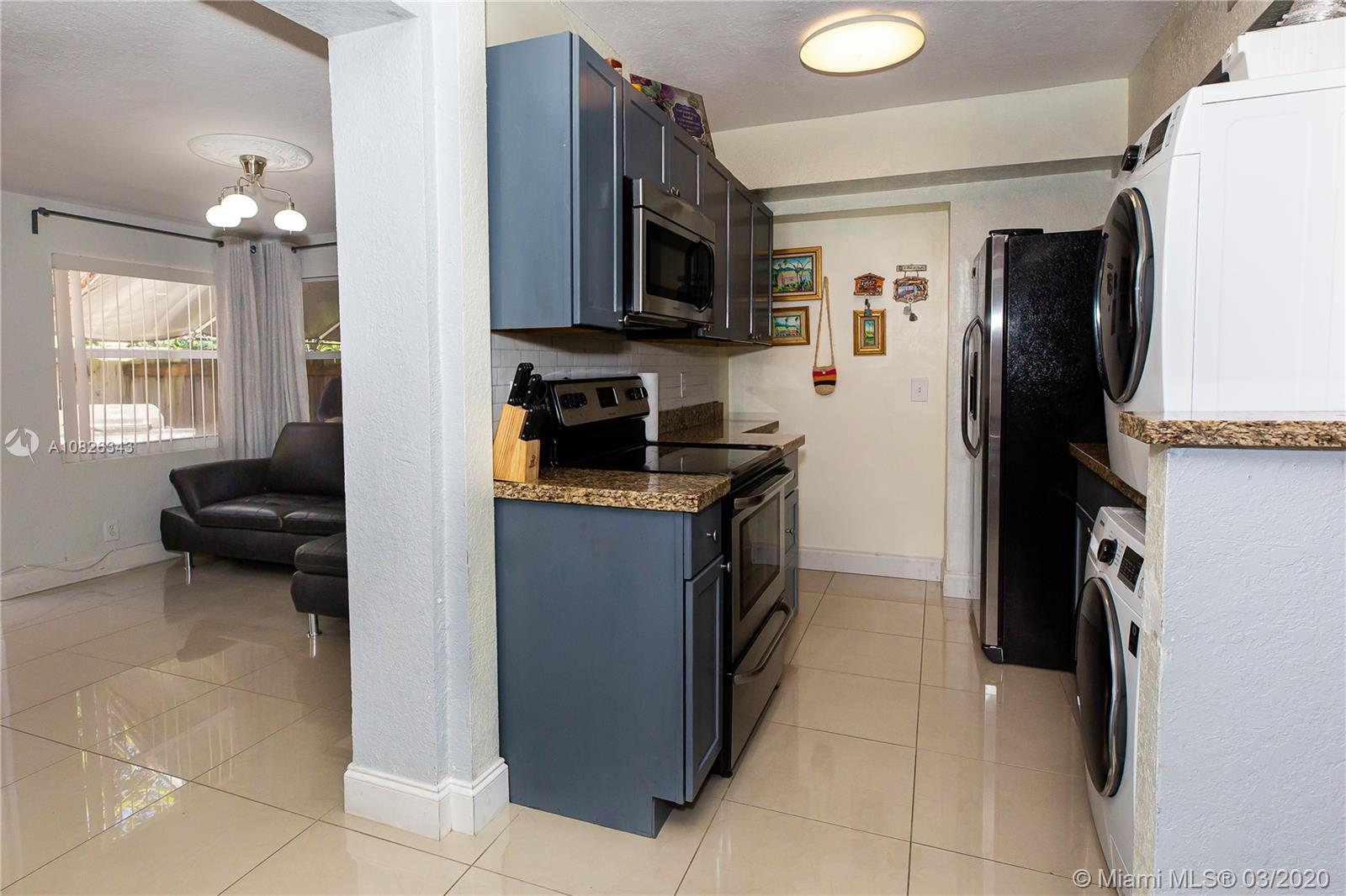 5715 Arthur Street Hollywood, FL 33021 - Photo 4 of 23