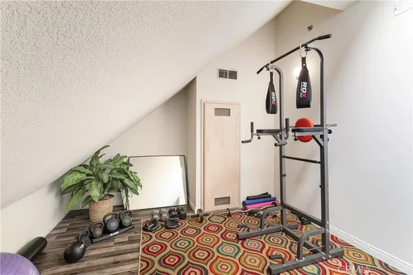 $4,000 | 801 South 2nd Street, Unit 4, Alhambra, CA 91801