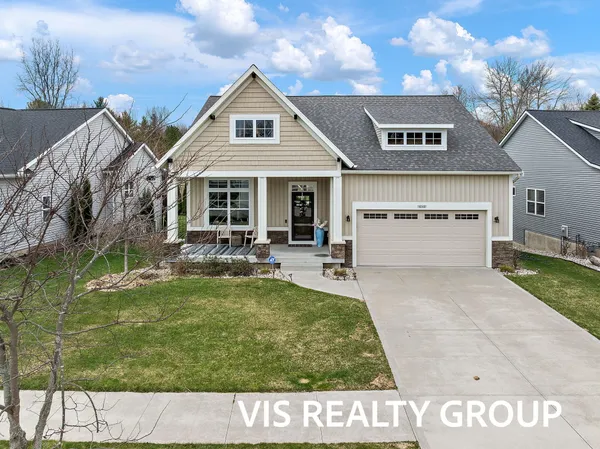 $524,900 | 16501 Wickshire Pl Spring Lake, Spring Lake, MI 49456