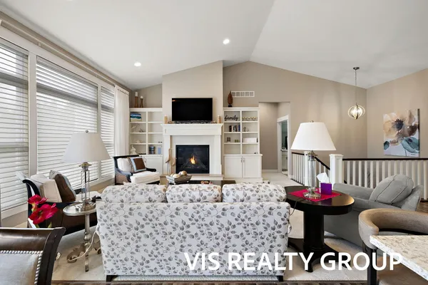 $524,900 | 16501 Wickshire Pl Spring Lake, Spring Lake, MI 49456