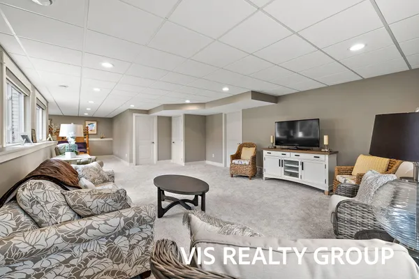 $524,900 | 16501 Wickshire Pl Spring Lake, Spring Lake, MI 49456