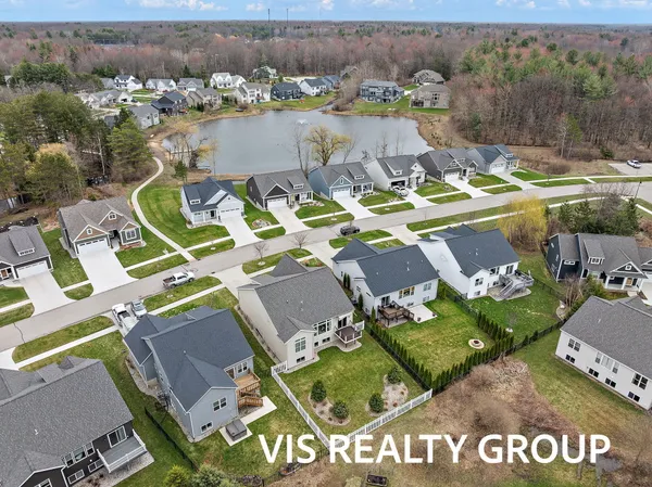 $524,900 | 16501 Wickshire Pl Spring Lake, Spring Lake, MI 49456