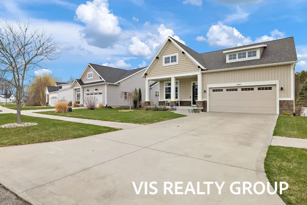 $524,900 | 16501 Wickshire Pl Spring Lake, Spring Lake, MI 49456