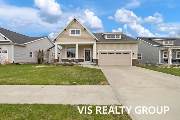 $524,900 | 16501 Wickshire Pl Spring Lake, Spring Lake, MI 49456