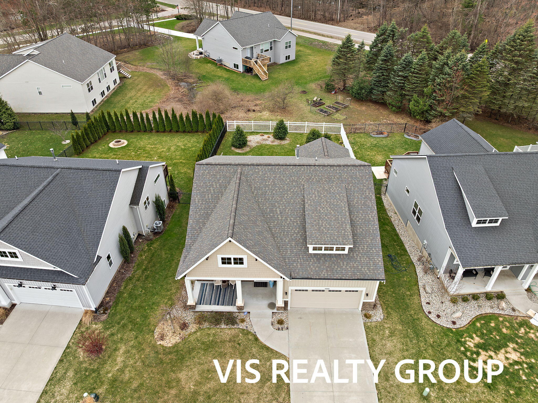 16501 Wickshire Pl Spring Lake Spring Lake, MI 49456 - Photo 8 of 78 65-web-or-mls-DJI_0011