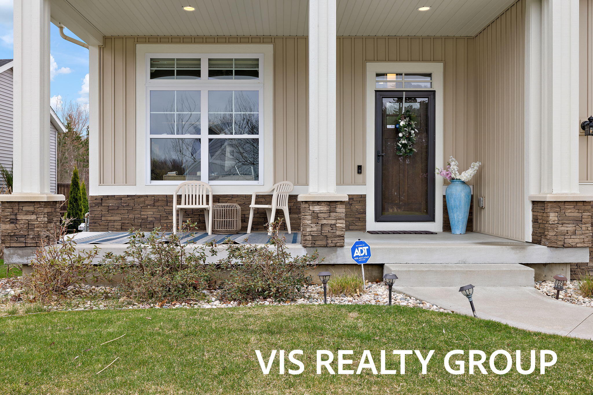 16501 Wickshire Pl Spring Lake Spring Lake, MI 49456 - Photo 9 of 78 61-web-or-mls-2R9A6910