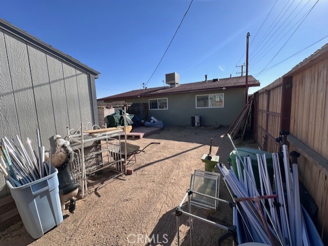 25478 Ash Road Barstow, CA 92311 - Photo 31 of 35 a view of balcony with chairs