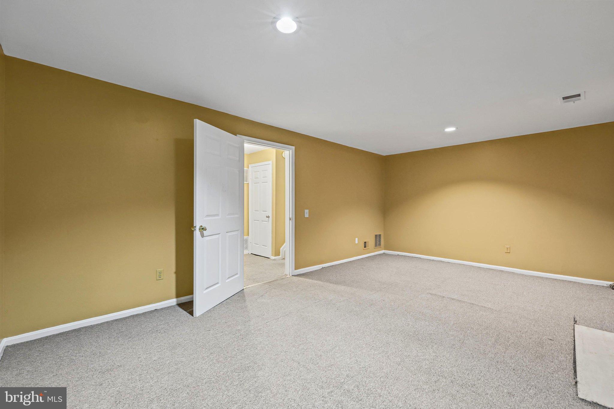 12741 Turquoise Terrace Silver Spring, MD 20904 - Photo 29 of 33 Gallery Image 29