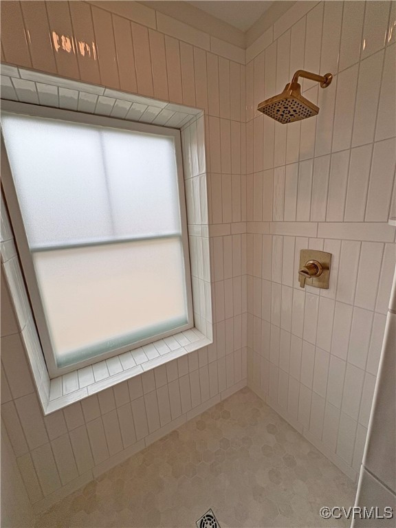 3215 Stuart Avenue, Unit 30 Richmond, VA 23221 - Photo 19 of 28 Large shower with rain shower head and window.