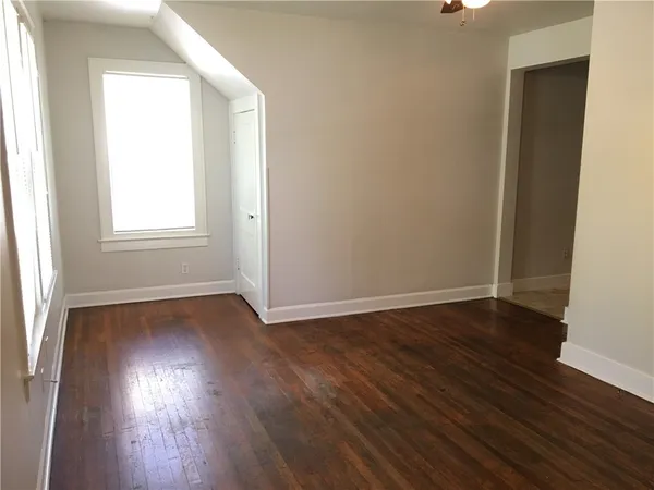 $2,550 | 812 East 30th Street, Austin, TX 78705