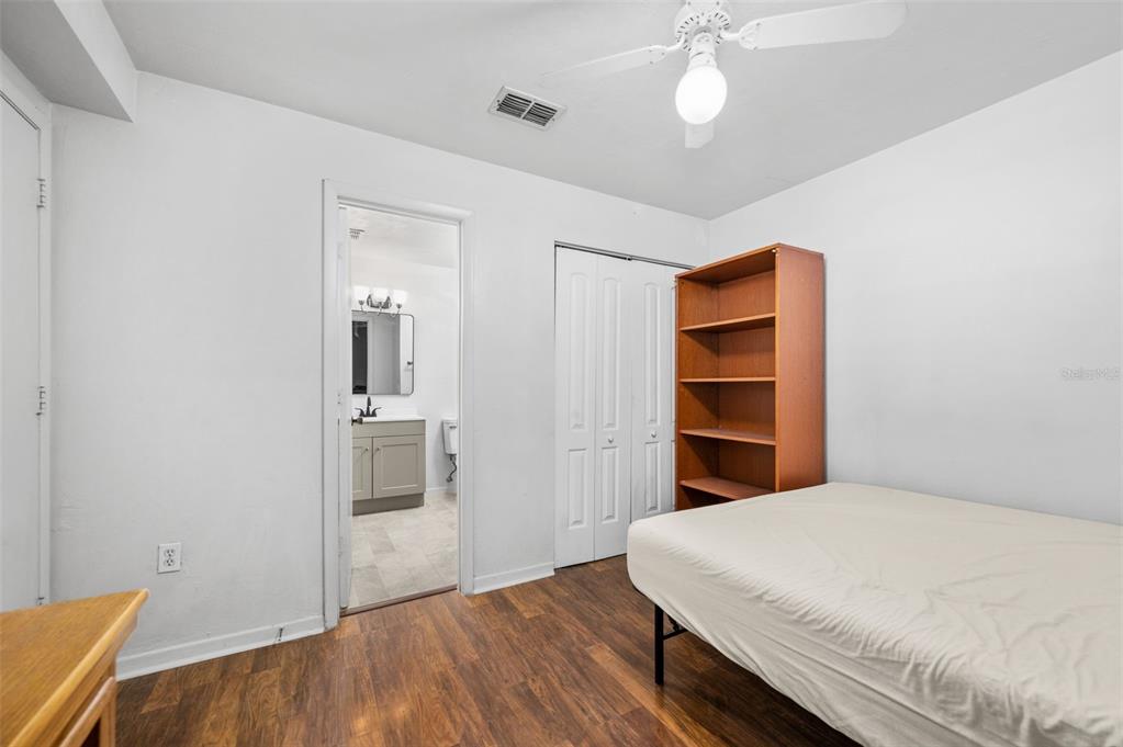 3800 Southwest 20th Avenue, Unit 611 Gainesville, FL 32607 - Photo 12 of 32