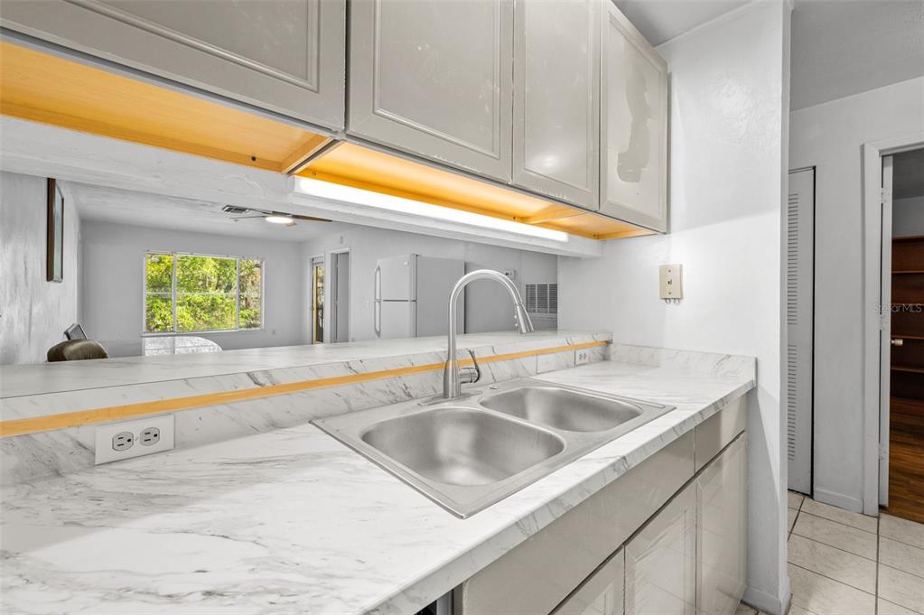 3800 Southwest 20th Avenue, Unit 611 Gainesville, FL 32607 - Photo 7 of 32