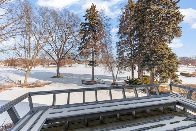 $677,000 | 729 Burning Tree Lane, Naperville, IL 60563