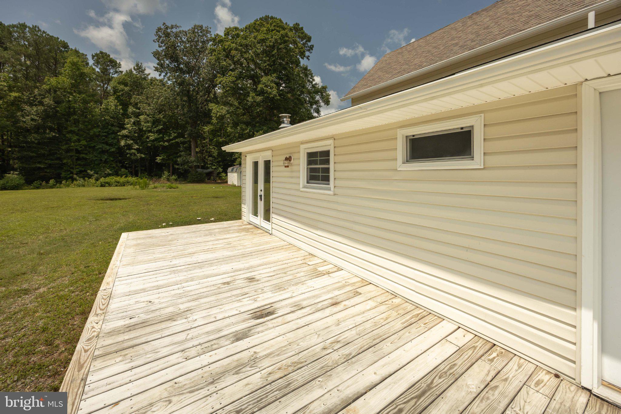 465 Hall Road Pocomoke City, MD 21851 - Photo 39 of 43 Spacious deck.