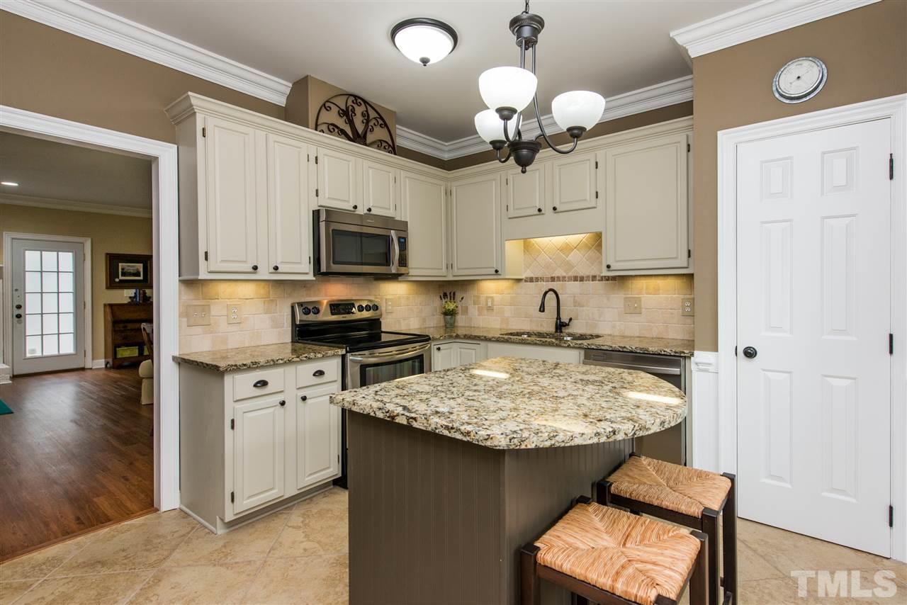 8337 Wycombe Lane Raleigh, NC 27615 - Photo 3 of 25 Gallery Image 3