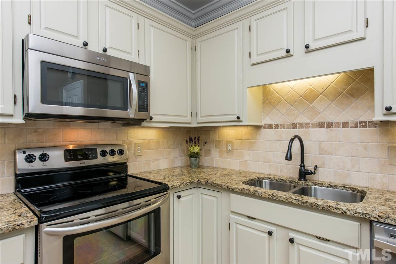 8337 Wycombe Lane Raleigh, NC 27615 - Photo 4 of 25 Gallery Image 4