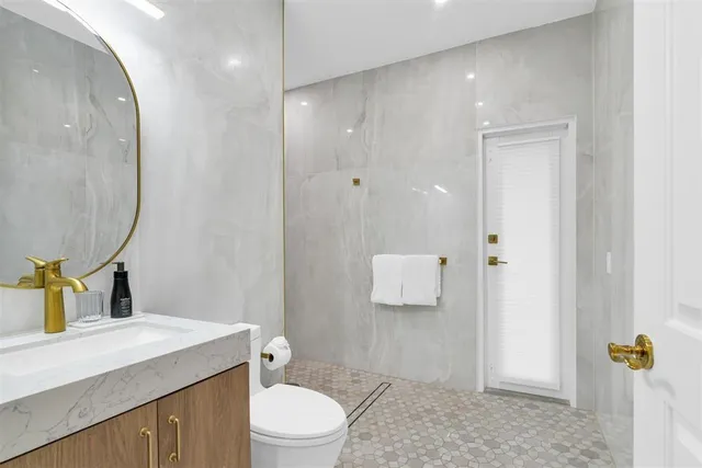 $25,000 | 319 South Riverside Drive, Pompano Beach, FL 33062