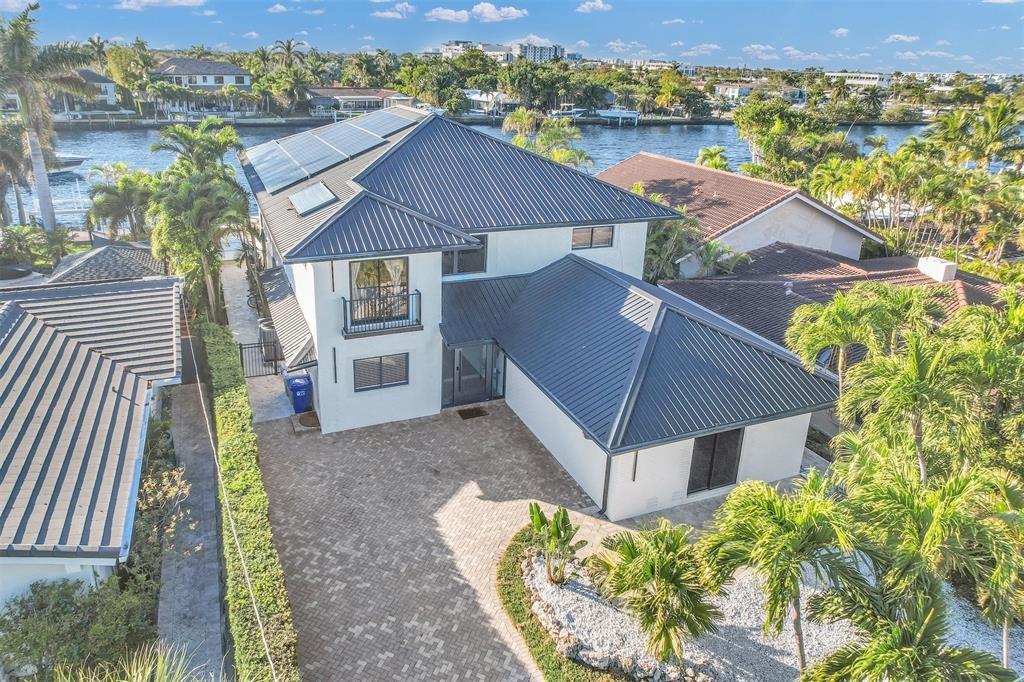 319 South Riverside Drive Pompano Beach, FL 33062 - Photo 57 of 88 an aerial view of a house