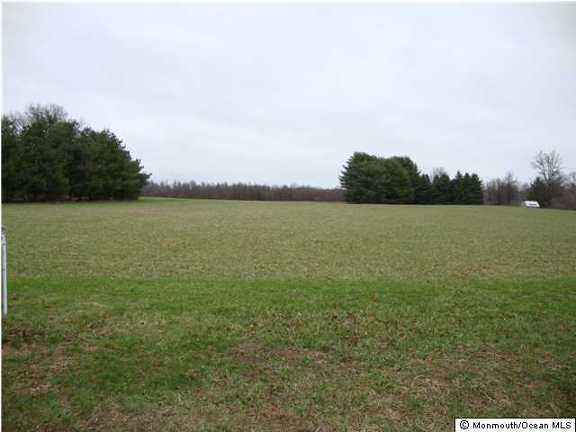 24 Forman Road Millstone Township, NJ 08535 - Photo 6 of 11 a view of an ocean and beach