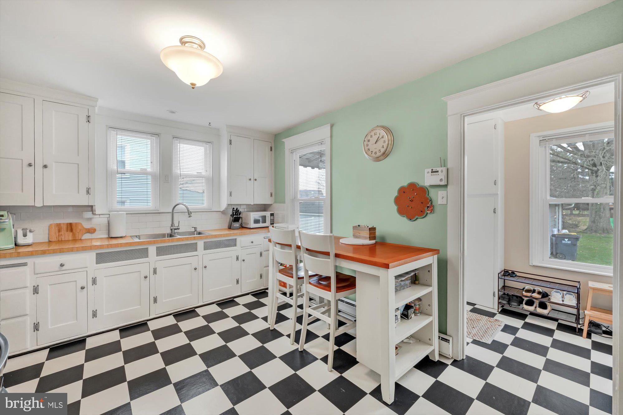 50 Delp Road Lancaster, PA 17601 - Photo 18 of 38 Kitchen