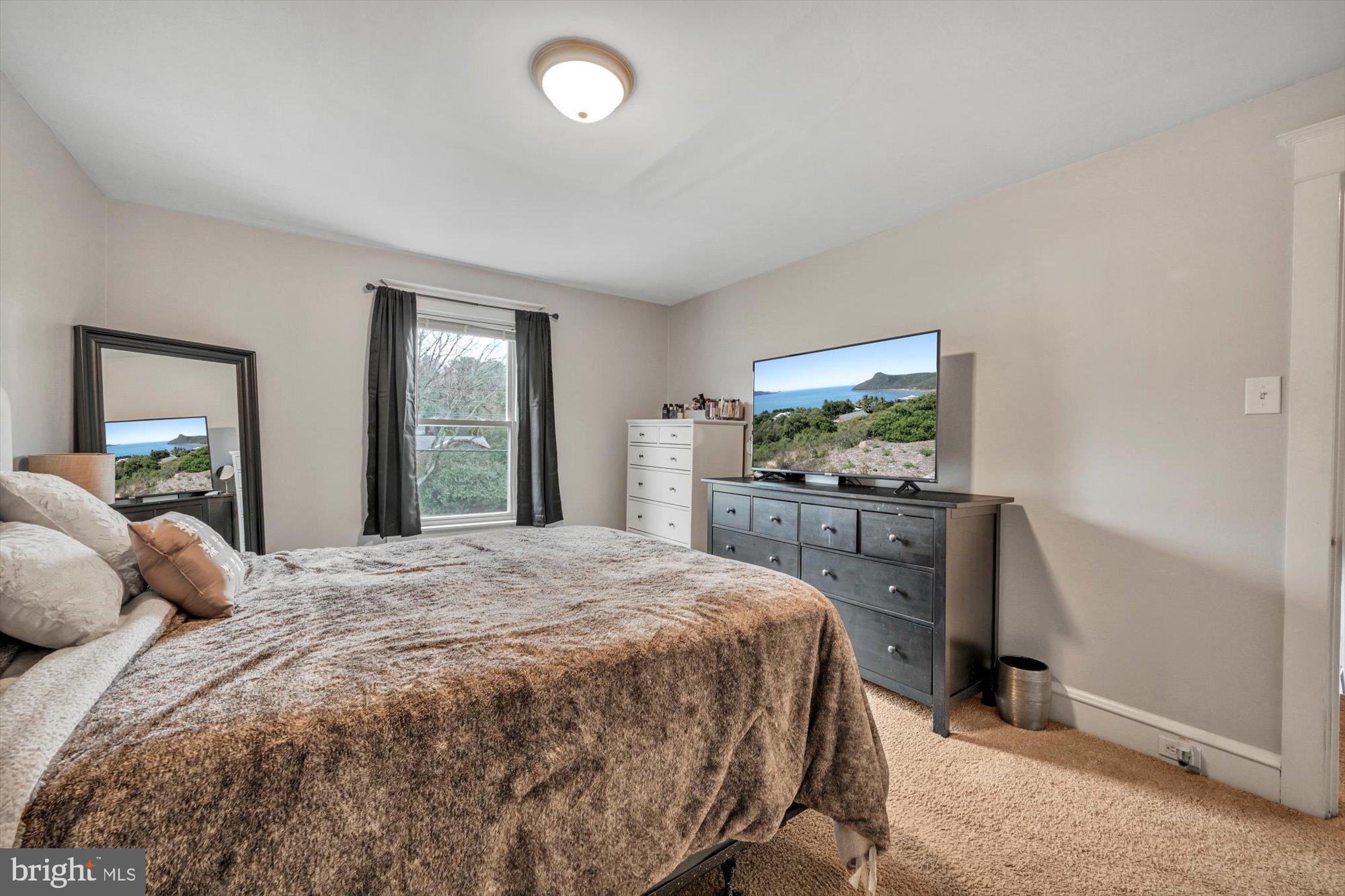 50 Delp Road Lancaster, PA 17601 - Photo 24 of 38 Primary Bedroom