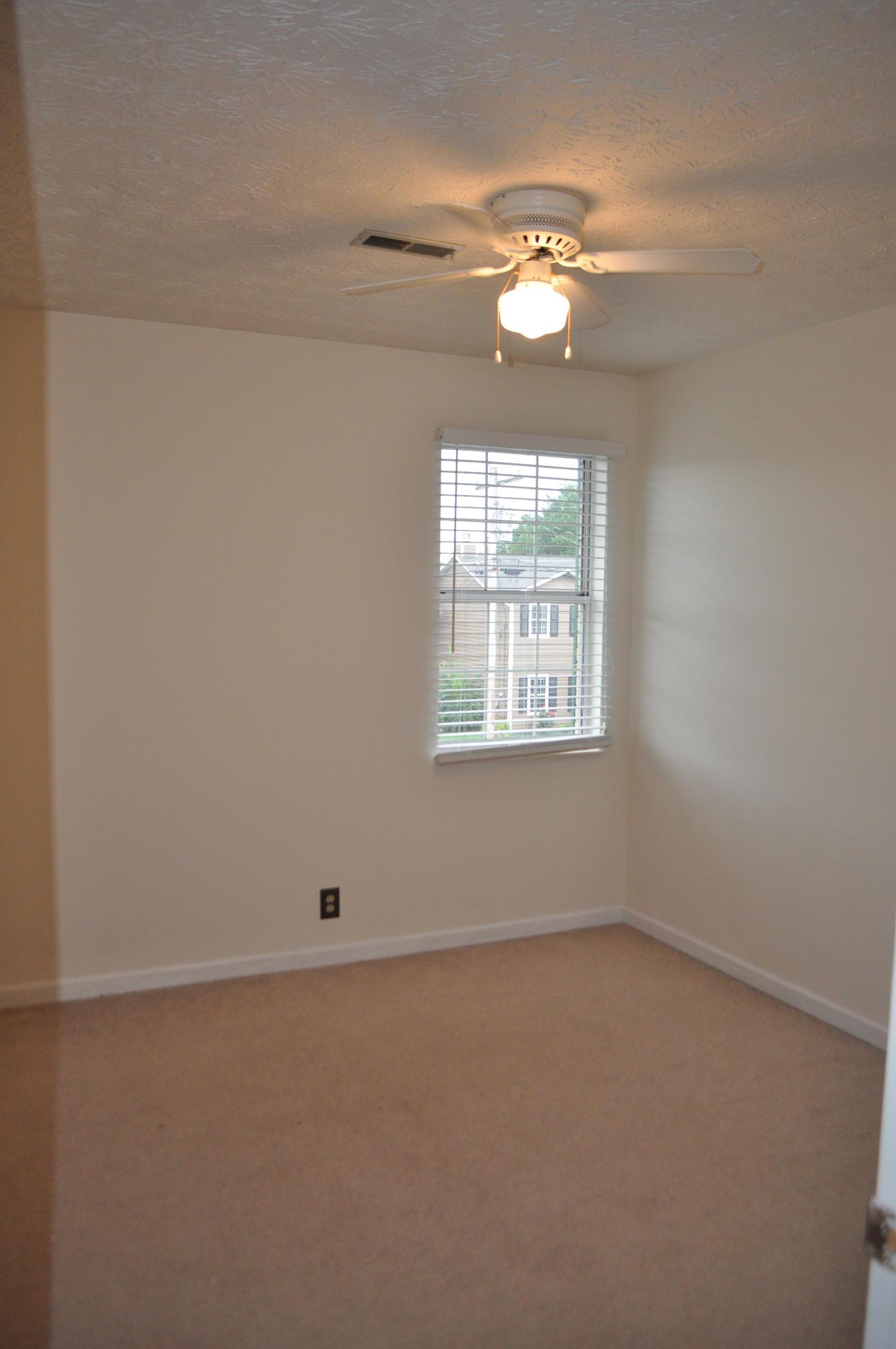 1012 Cross Meadow Road Knoxville, TN 37934 - Photo 20 of 25 cross meadow new pics 022