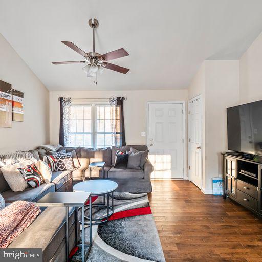 3220 Russel Run Road Locust Grove, VA 22508 - Photo 4 of 22 Gallery Image 4