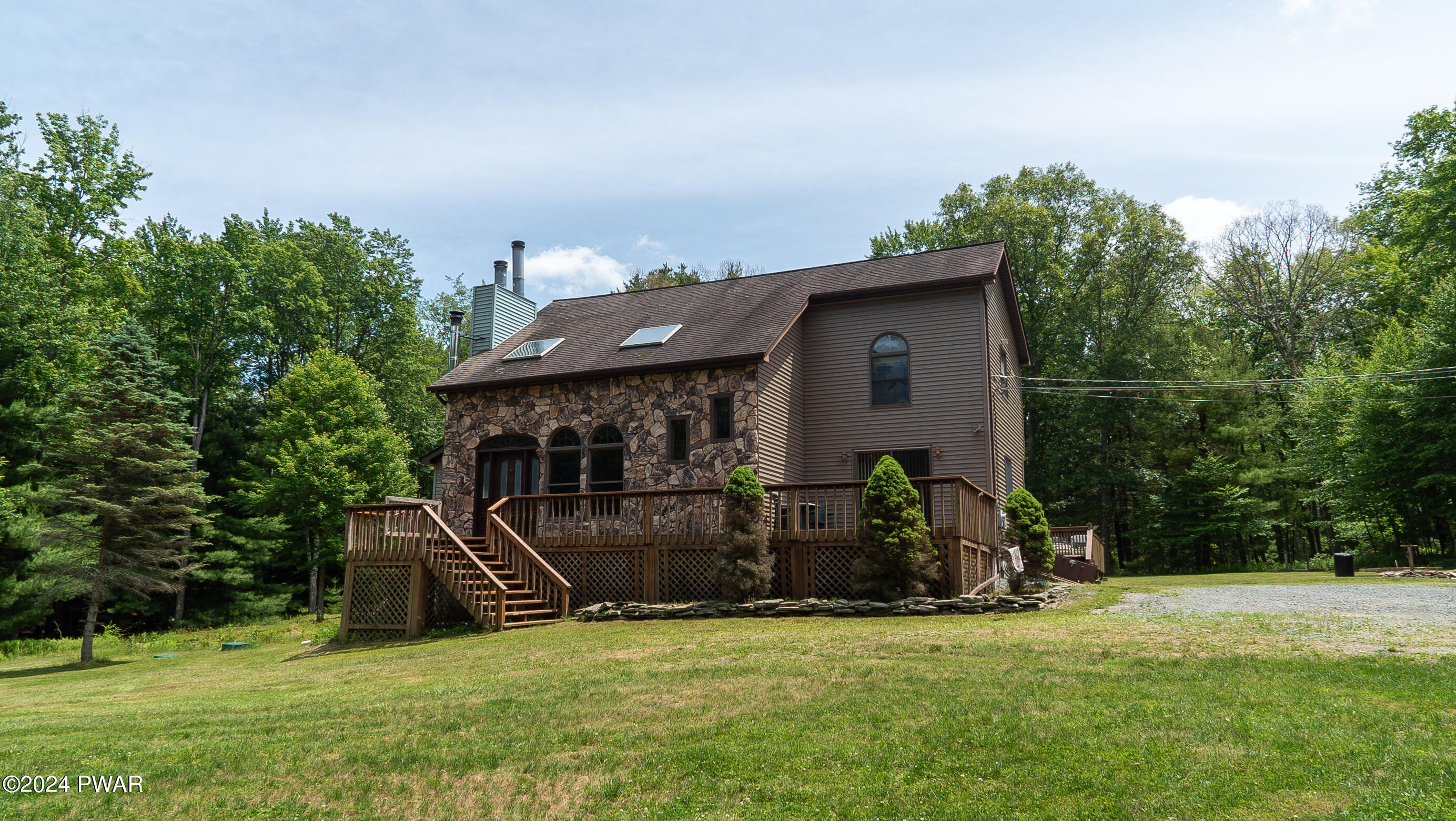 154 Dirk Road Tafton, PA 18464 - Photo 1 of 35 Front
