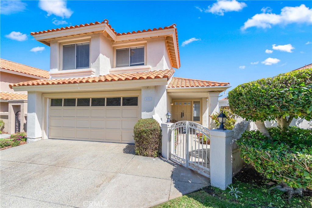 30352 Anamonte Laguna Niguel, CA 92677 - Photo 69 of 69 a front view of a house