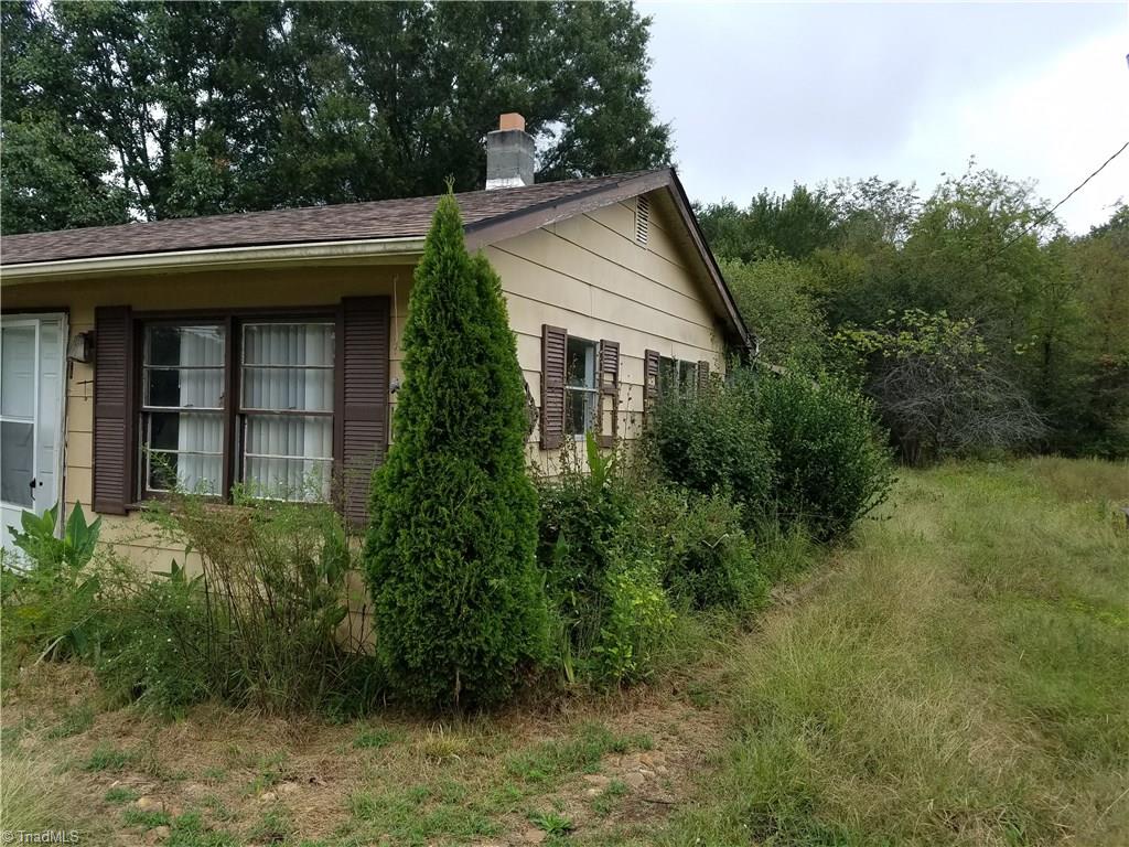 910 Baker Road High Point, NC 27263 - Photo 5 of 17 Gallery Image 5