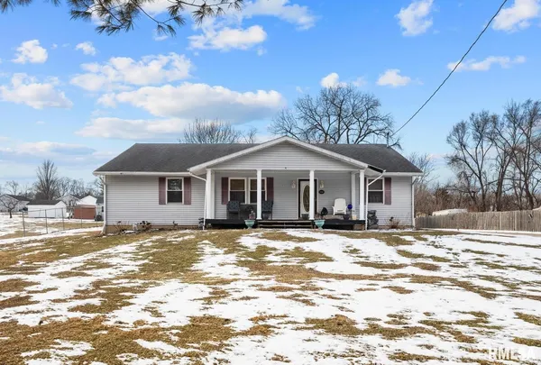 $209,990 | 13931 2nd Street, Pekin, IL 61554